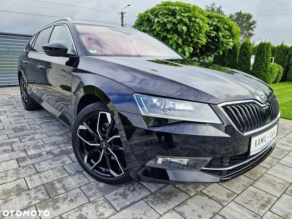 Skoda Superb Combi 2.0 TDI DSG Premium Edition - 14