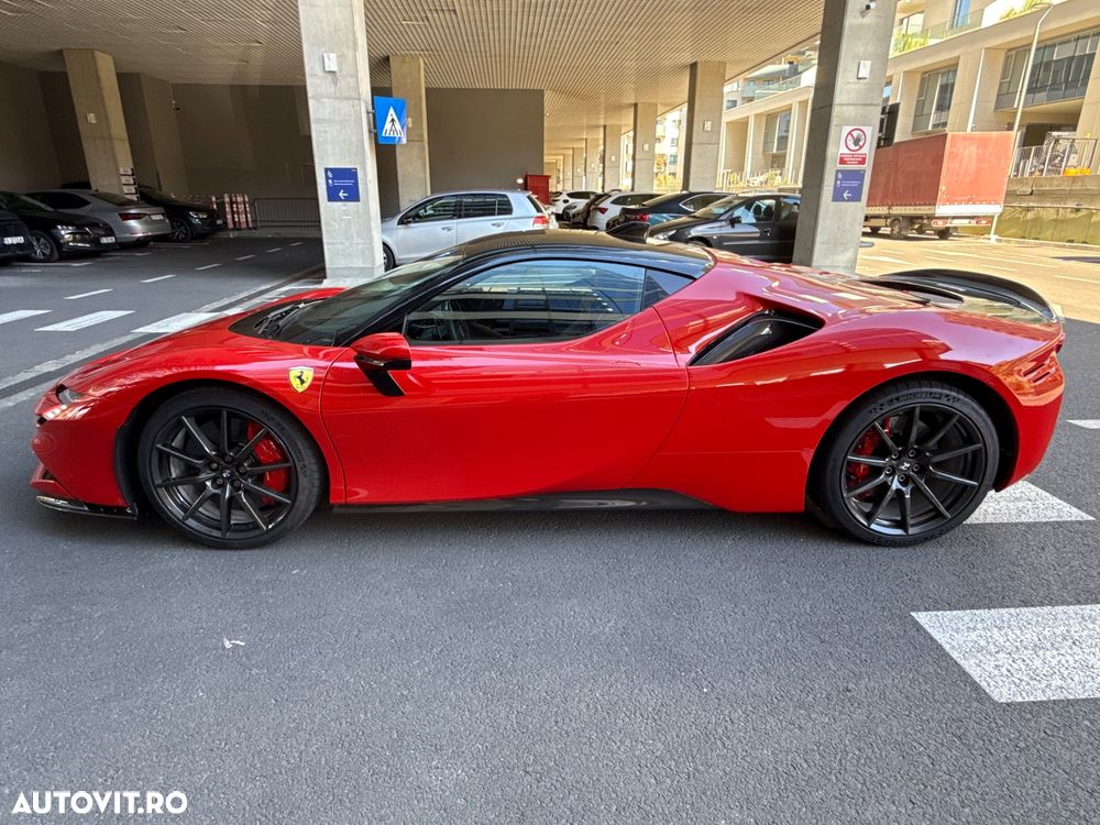 Ferrari SF90 Stradale - 5