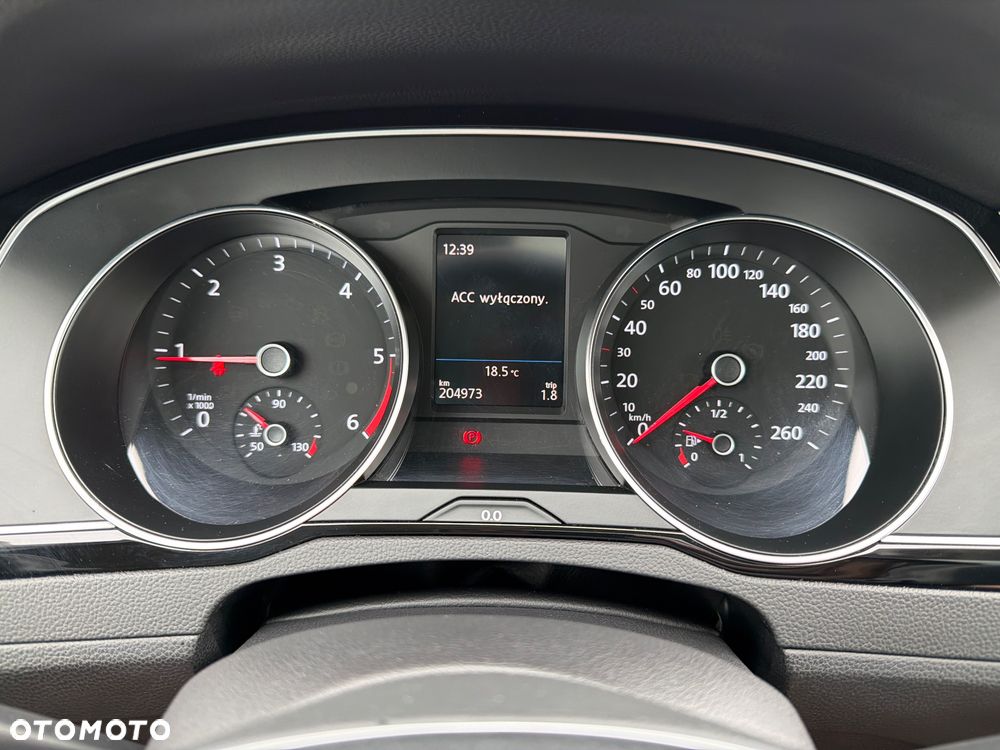 Volkswagen Passat 2.0 TDI BMT Highline - 31