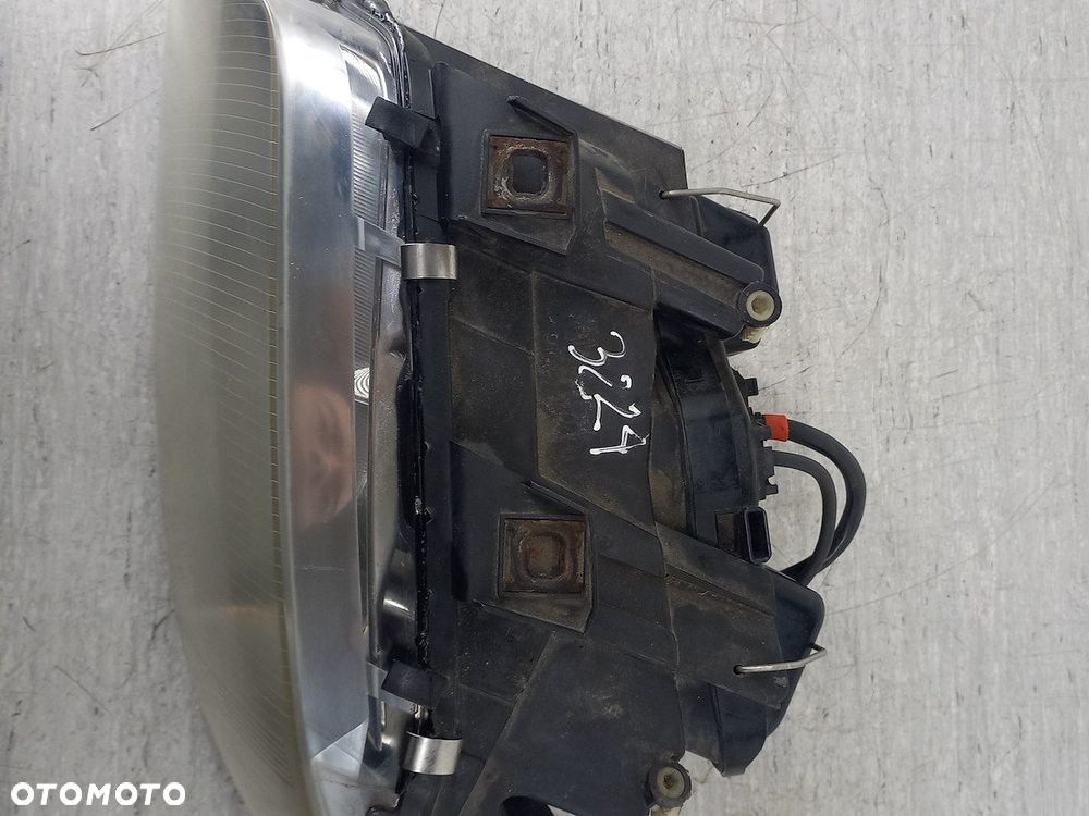LAMPA PRZÓD LEWA XENON AUDI A6 C5 HELLA - 5