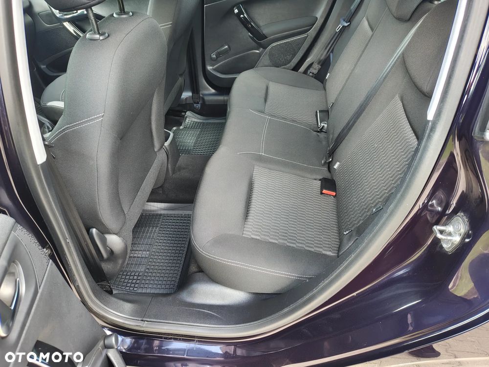 Peugeot 208 82 PureTech Style - 11