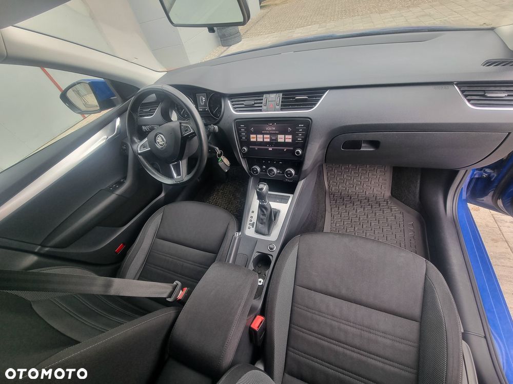 Skoda Octavia 1.6 TDI Drive DSG - 12