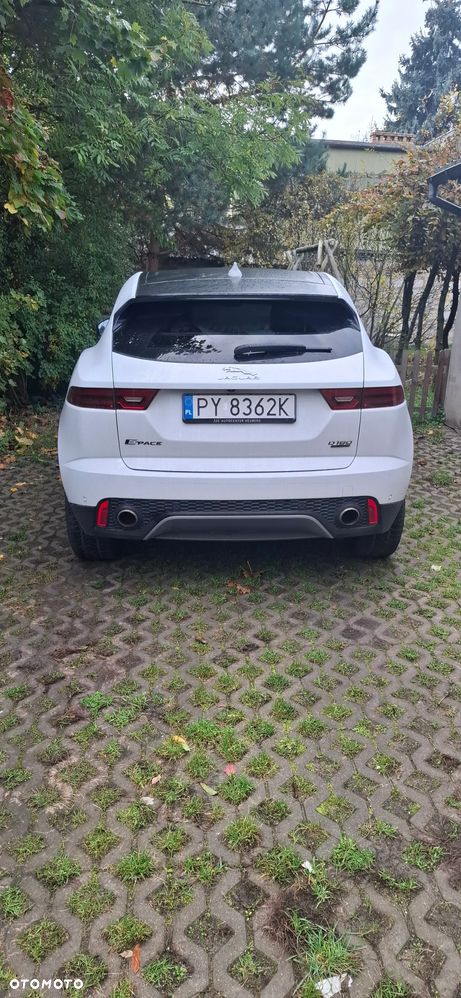 Jaguar E-Pace - 16