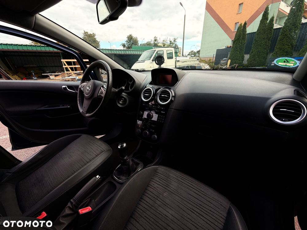 Opel Corsa 1.4 16V Energy - 20