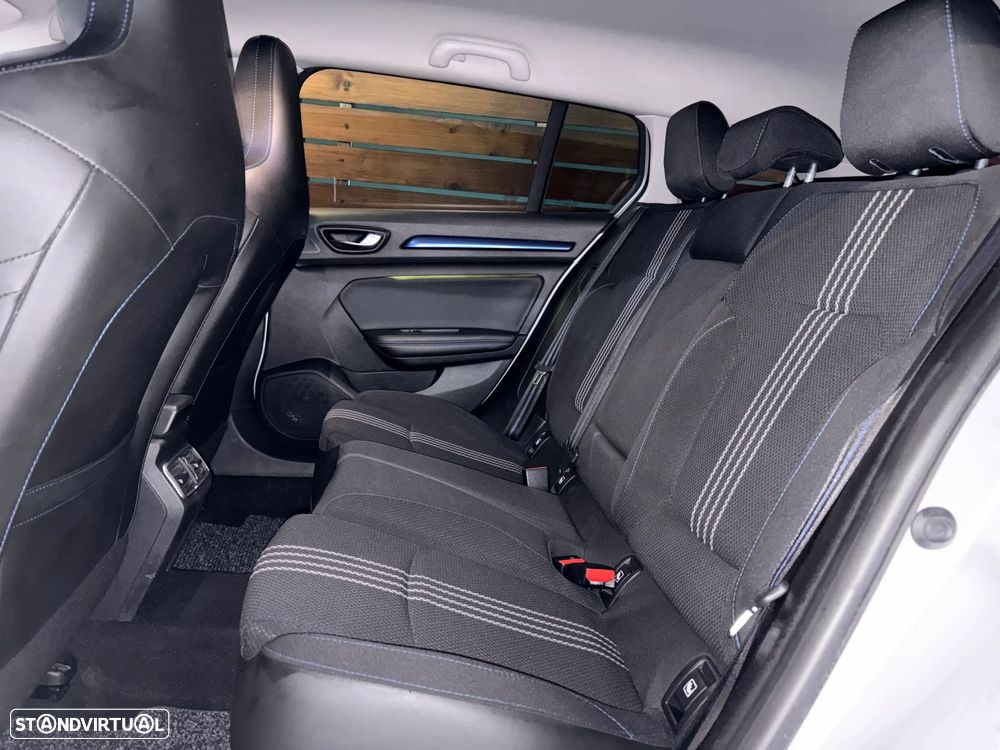 Renault Mégane Sport Tourer - 7