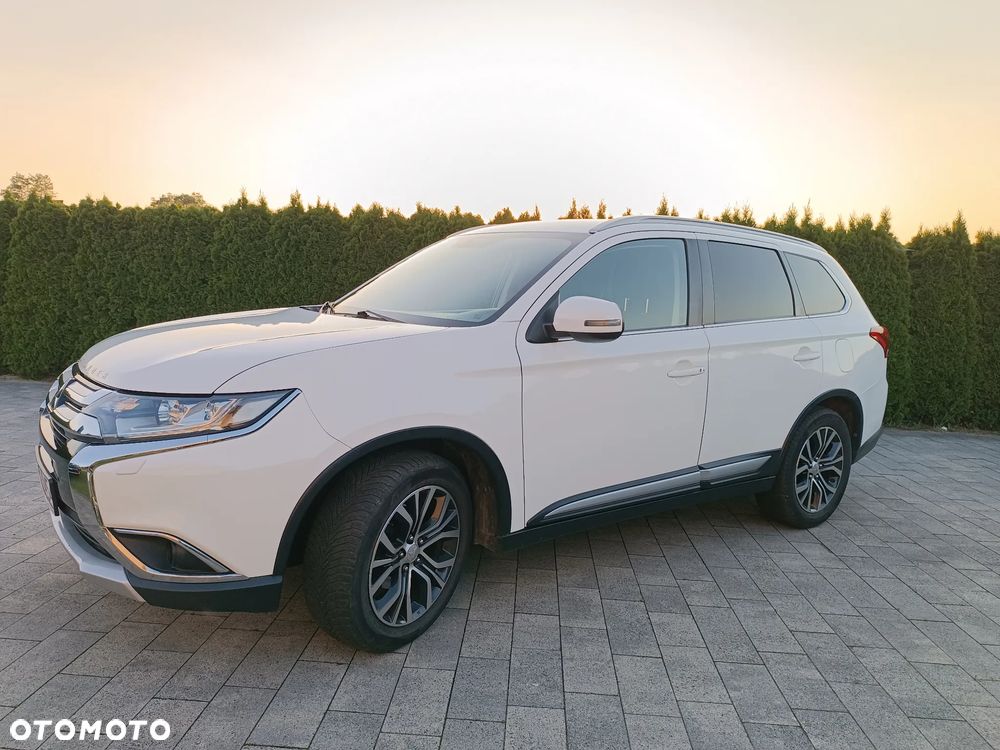 Mitsubishi Outlander 2.0 Intense + 4WD CVT - 1