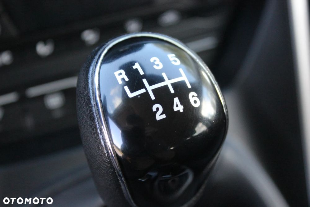 Ford Kuga 2.0 TDCi 4x4 Titanium - 33