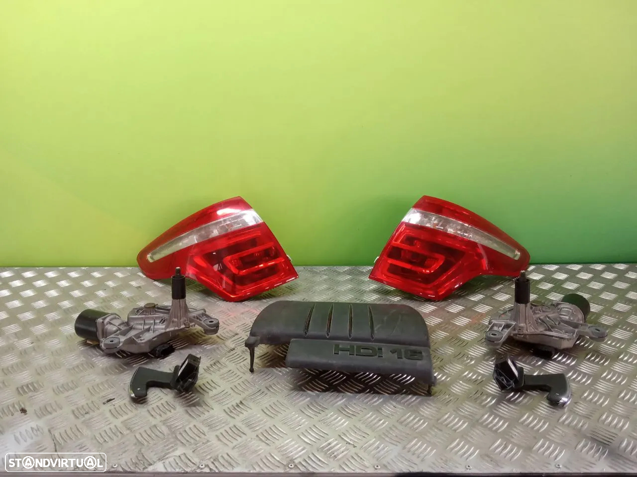 PEÇAS AUTO USADAS para Citroen C4 Picasso 1.6Hdi 2009 Monta Motor 9HZ - 2
