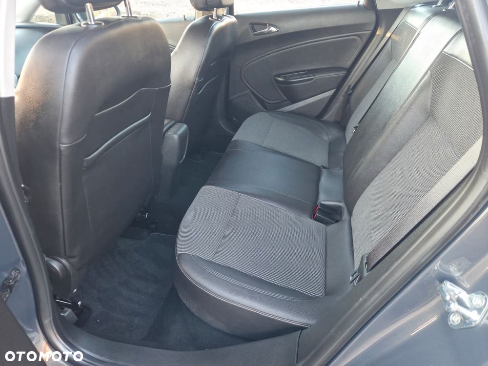 Opel Astra 1.7 CDTI DPF Cosmo - 14