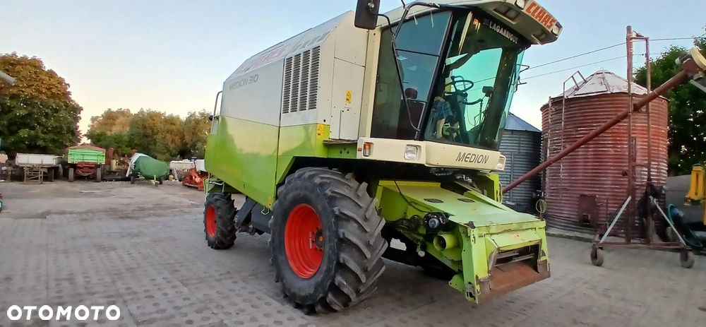 Claas Medion 310 - 2