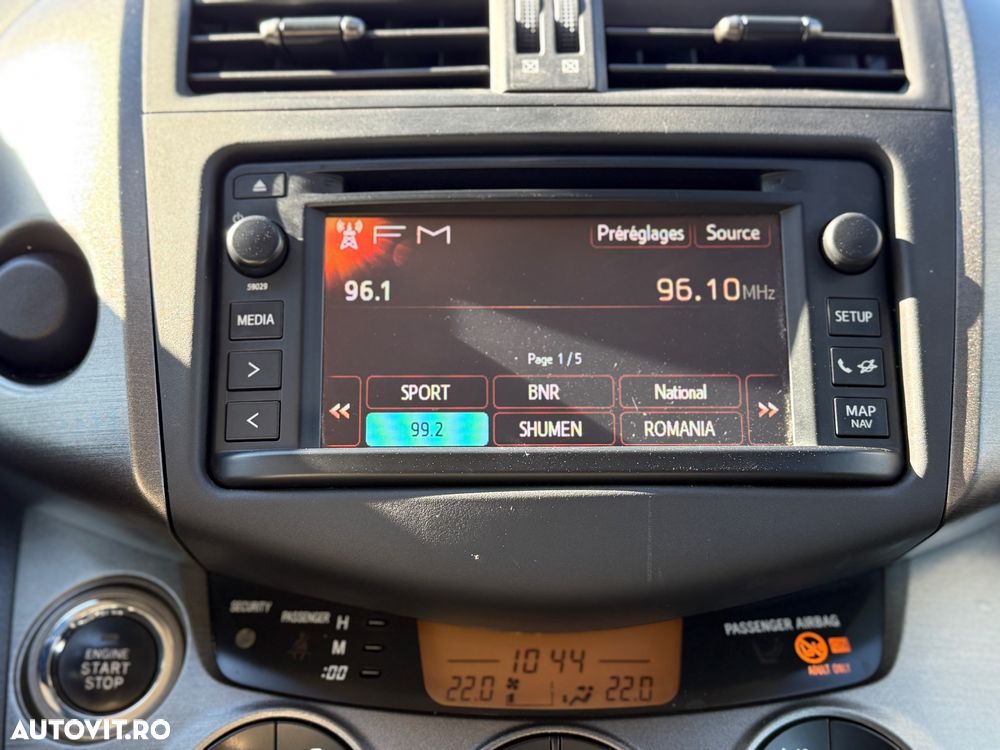 Toyota RAV4 2.2 D-4D 4x2 - 11