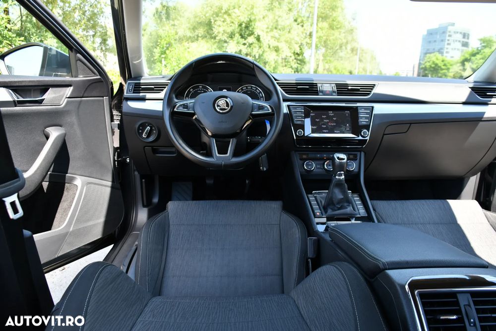 Skoda Superb 1.6 TDI Ambition - 26