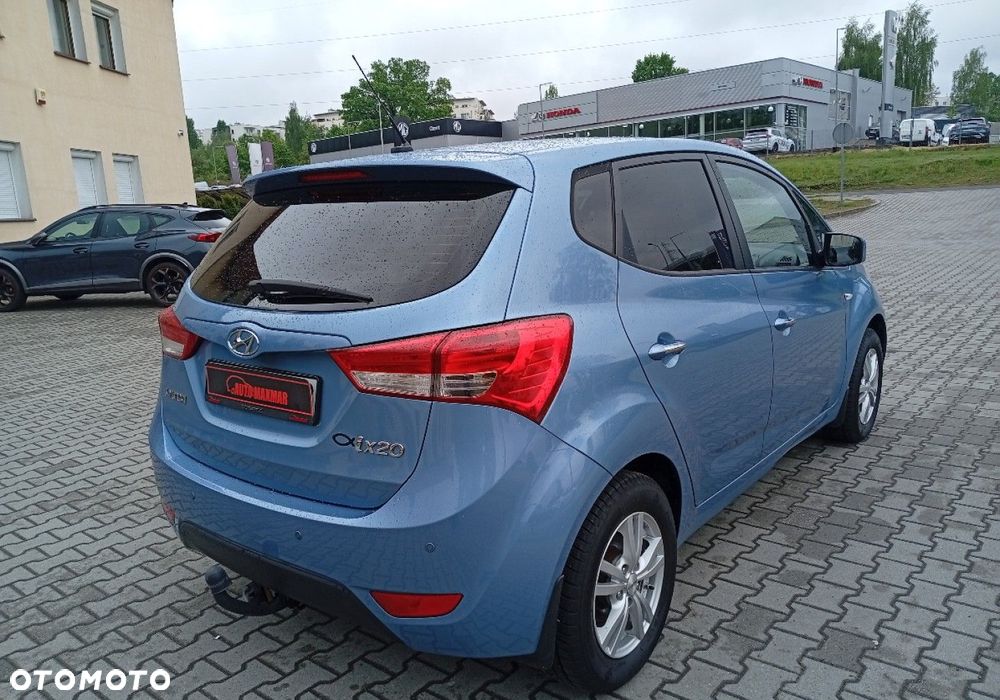 Hyundai ix20 - 8