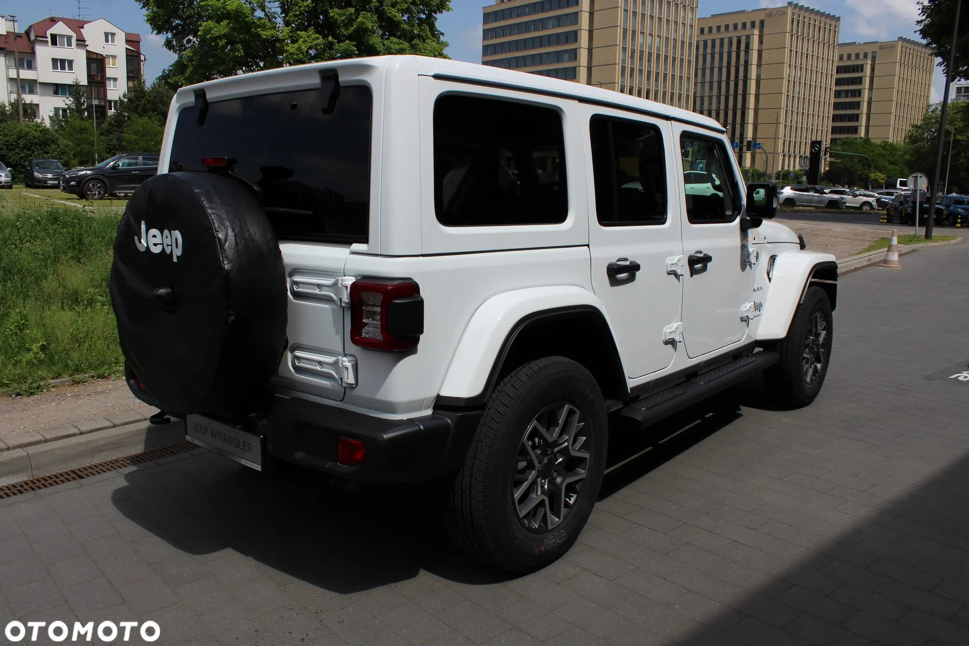 Jeep Wrangler Unlimited GME 2.0 Turbo Sahara - 4