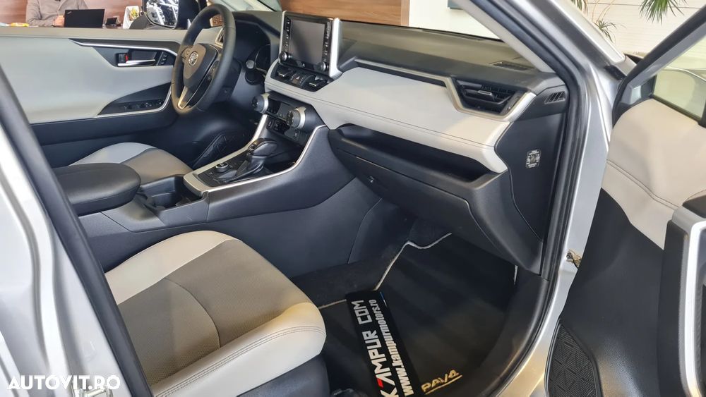 Toyota RAV4 2.5 4x4 Lounge - 21