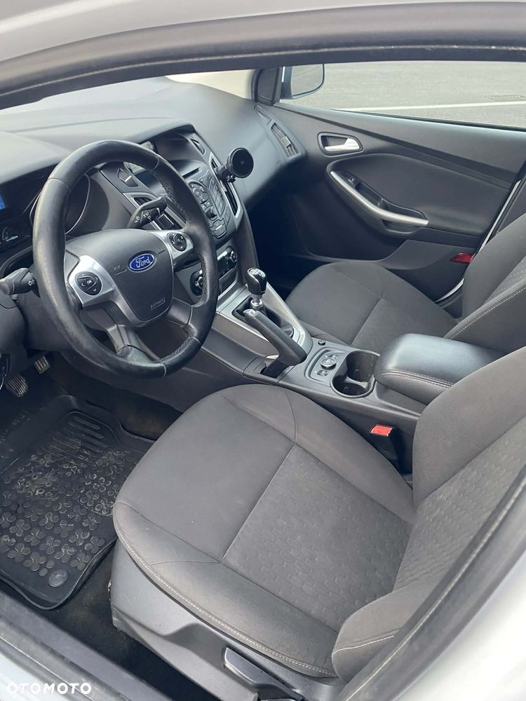 Ford Focus 1.6 TDCi Trend - 10