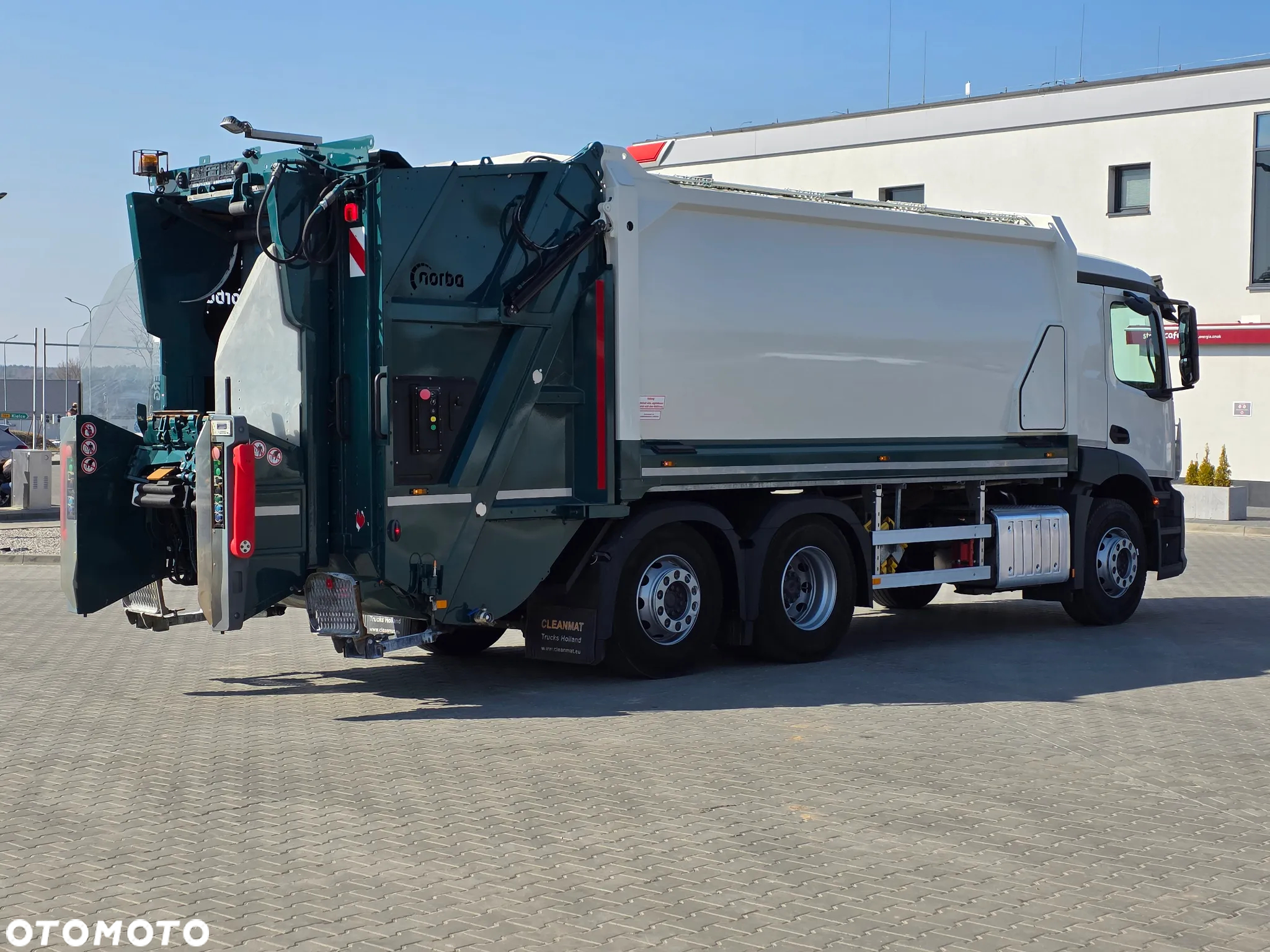 Mercedes-Benz Antos 2635 - 5