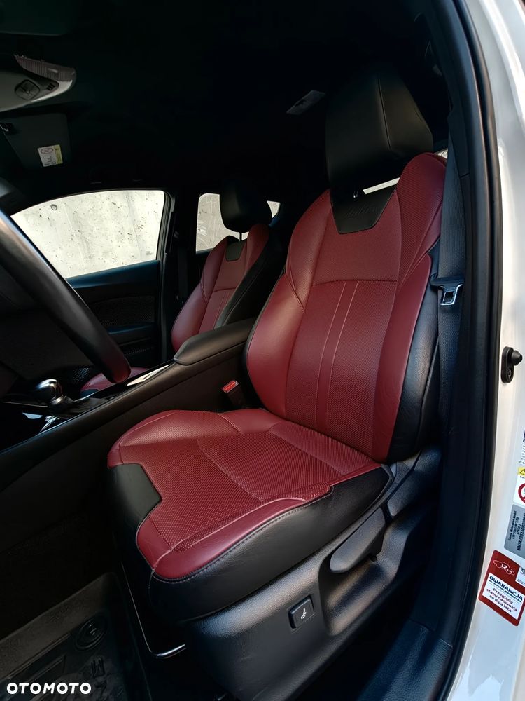 Toyota C-HR 1.8 Hybrid Selection - 25