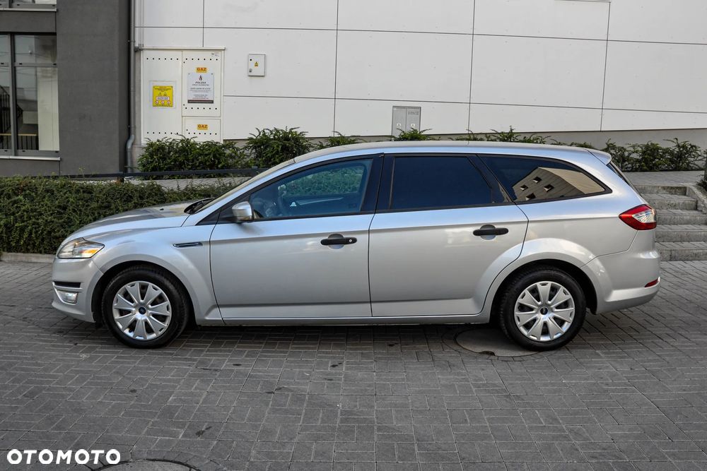 Ford Mondeo SW 2.0 TDCi Trend - 2