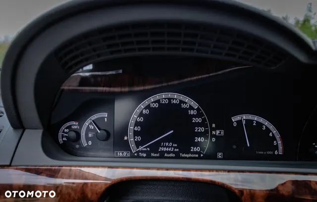 Mercedes-Benz Klasa S 350 CDI DPF 7G-TRONIC BlueEFFICIENCY - 23