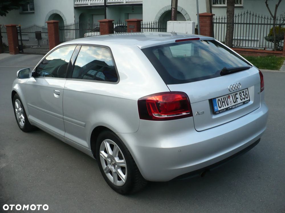 Audi A3 3-drzwiowe 2.0 TDI Ambition - 3