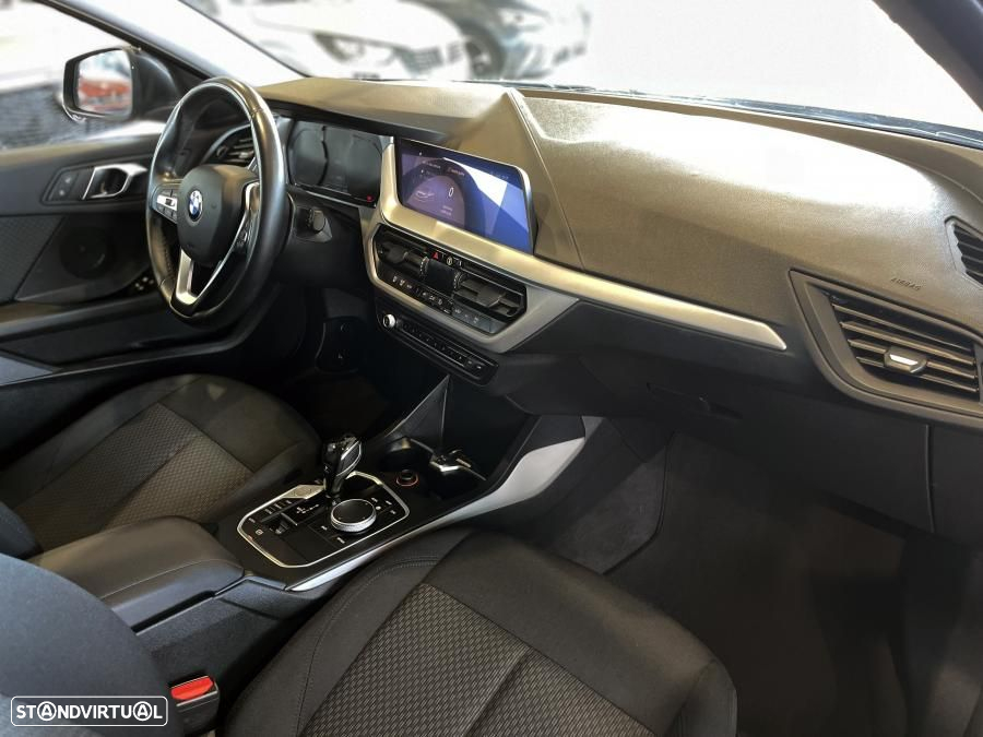 BMW 116 d Advantage Auto - 31