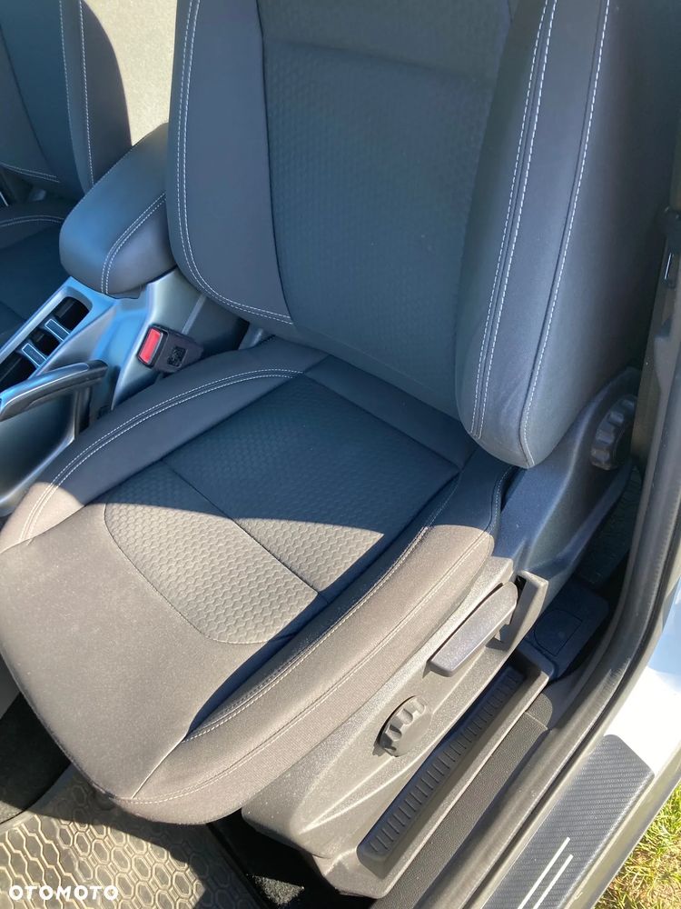 Ford Kuga 1.5 EcoBoost 2x4 Trend - 8
