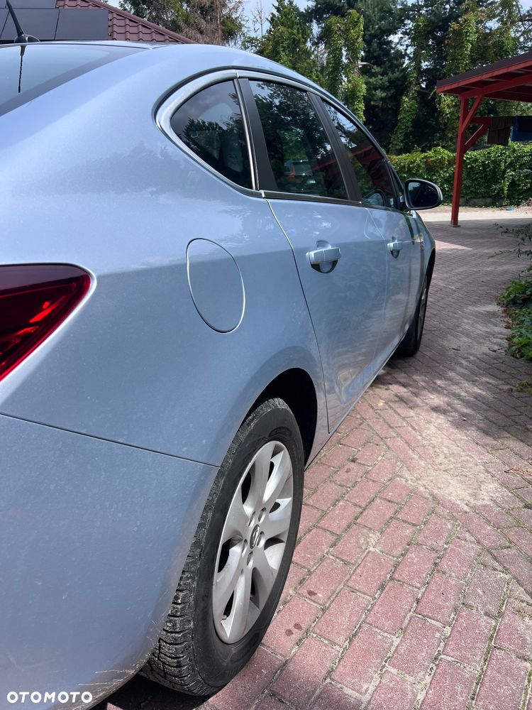 Opel Astra - 7