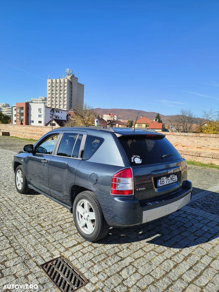 Jeep Compass - 1