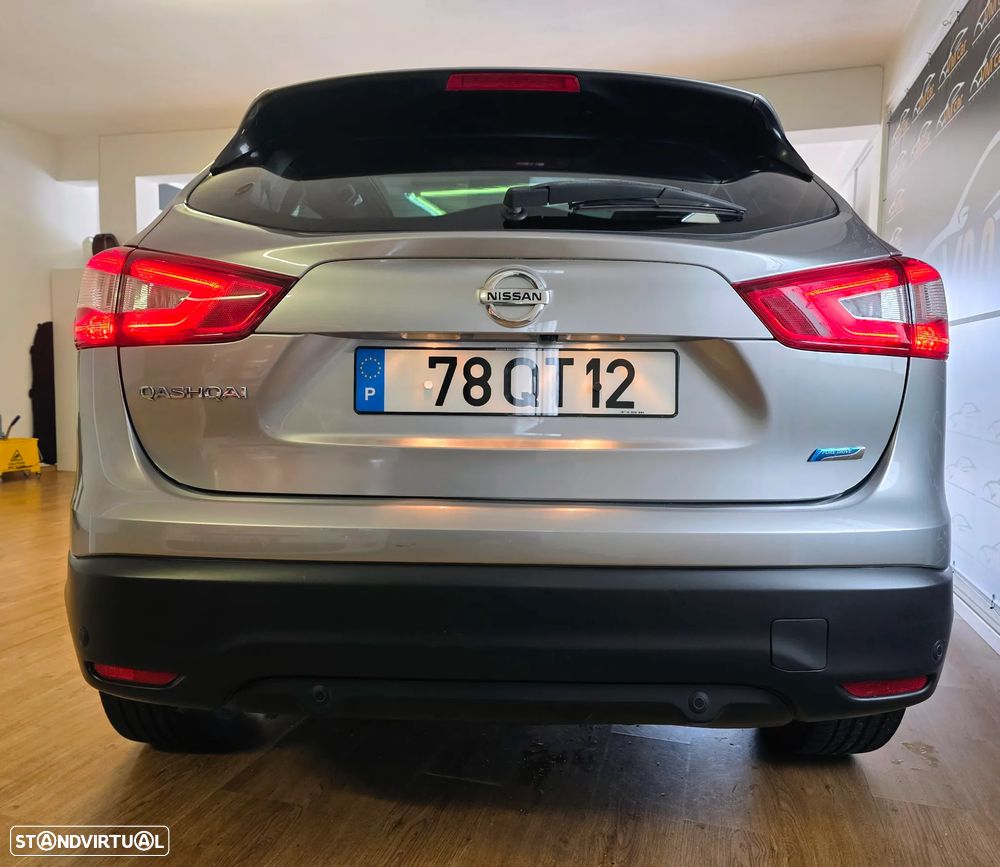 Nissan Qashqai 1.5 dCi N-Connecta 18 - 12
