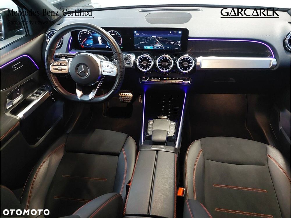 Mercedes-Benz GLB 200 4-Matic AMG Line 8G-DCT - 22