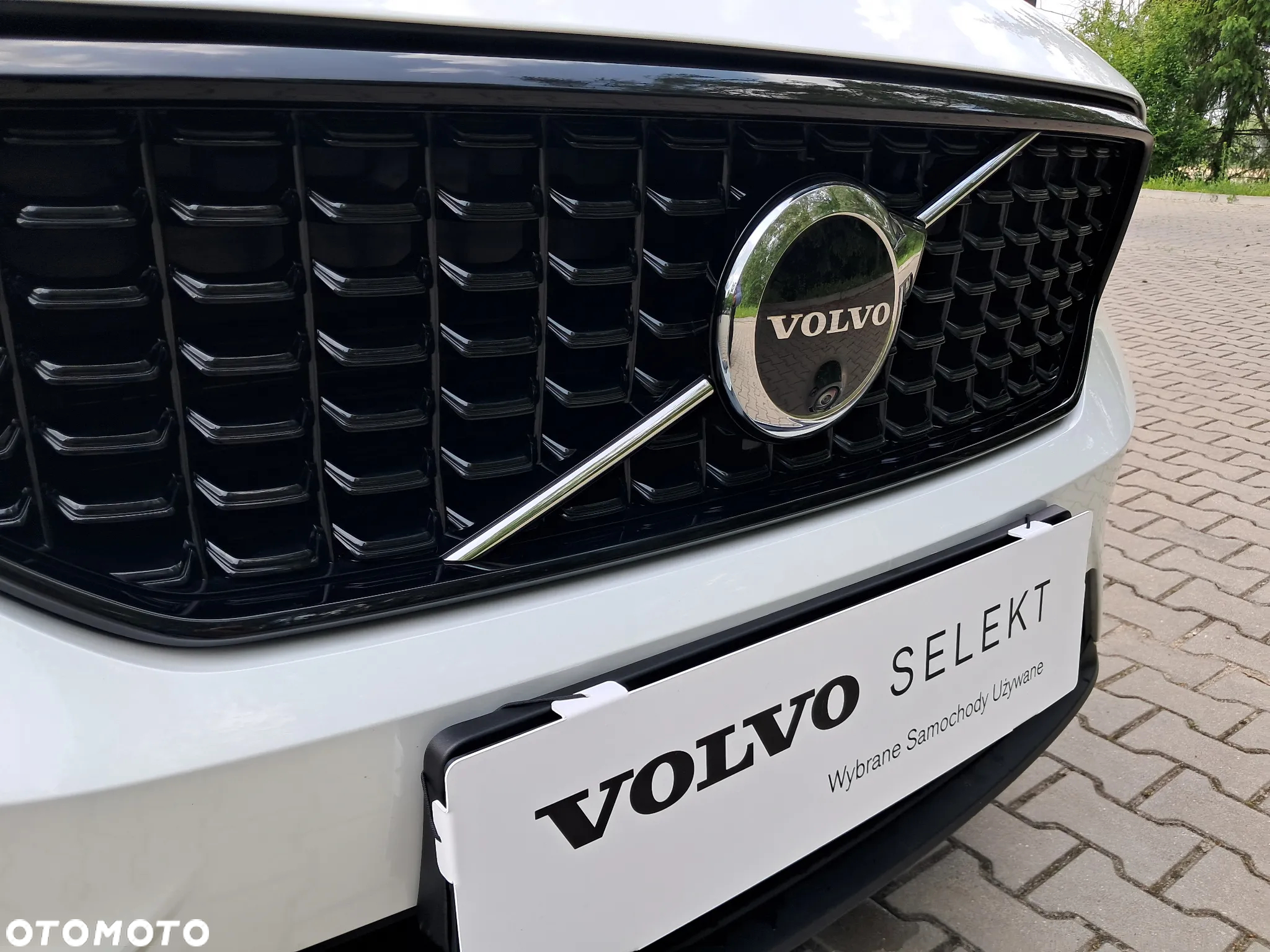 Volvo XC 40 B3 Plus Dark - 33