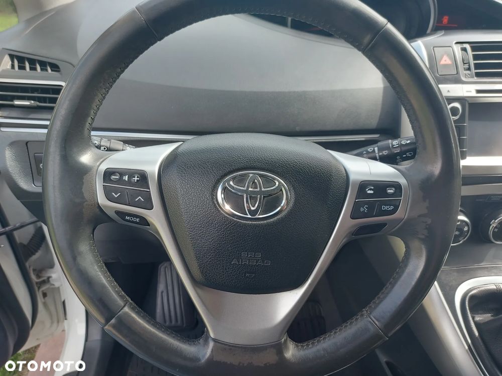 Toyota Verso 2.0 D-4D Active - 5