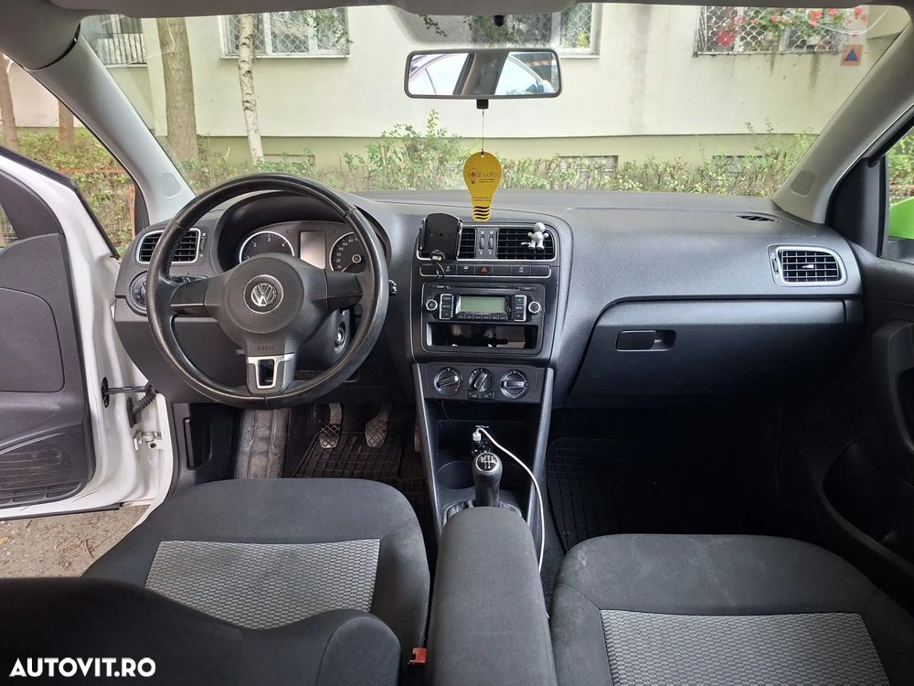 Volkswagen Polo - 8