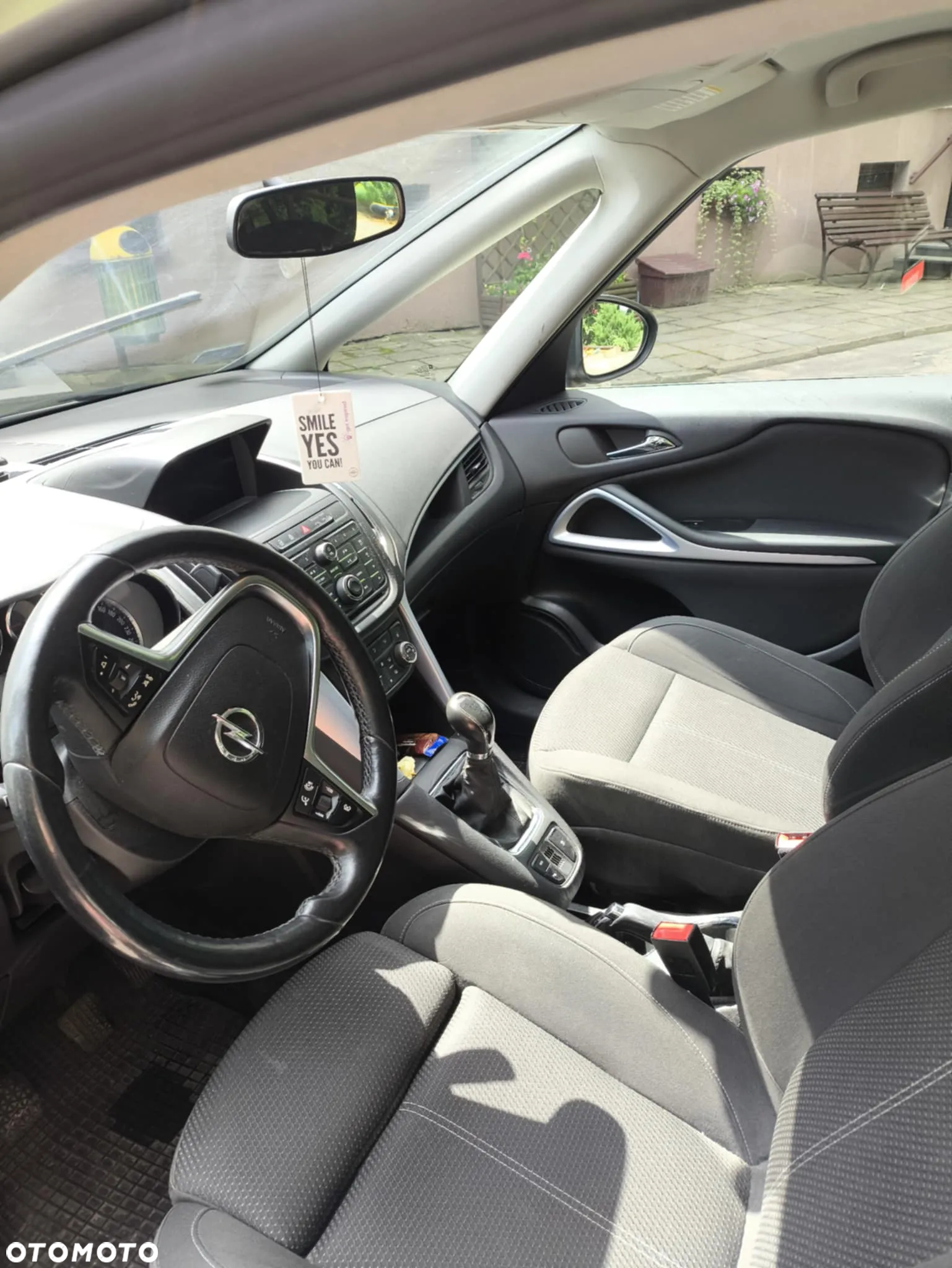 Opel Zafira - 2