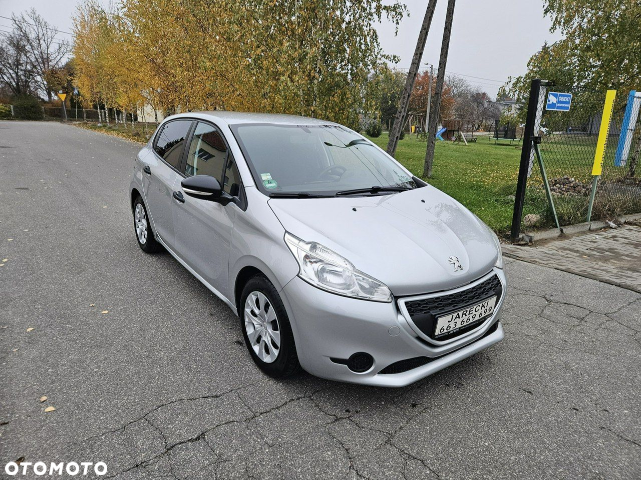 Peugeot 208 - 3