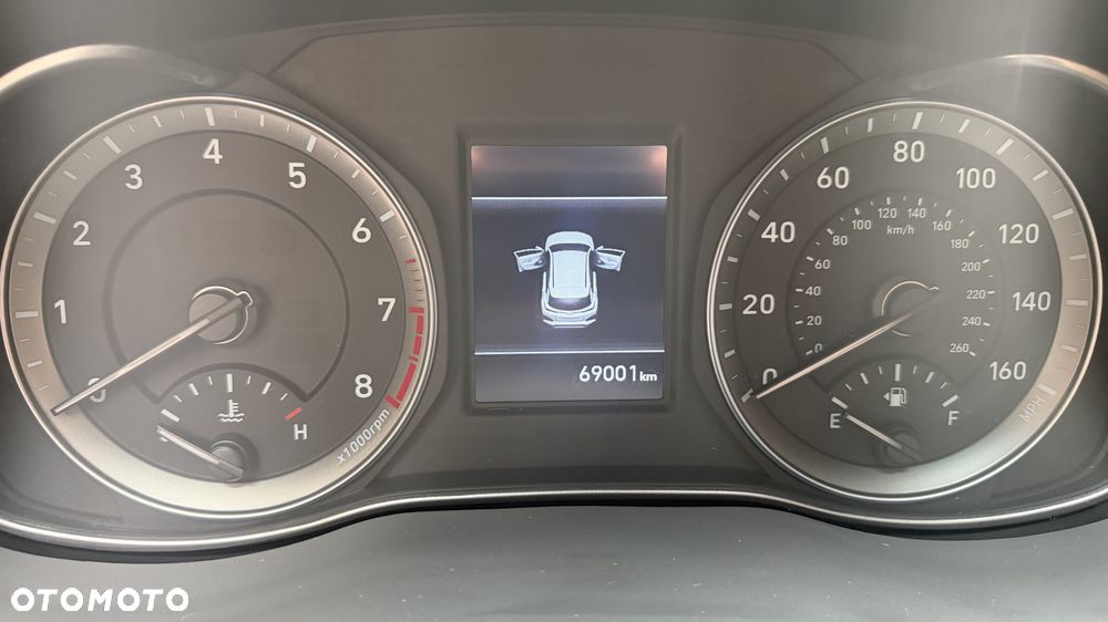 Hyundai Kona - 13