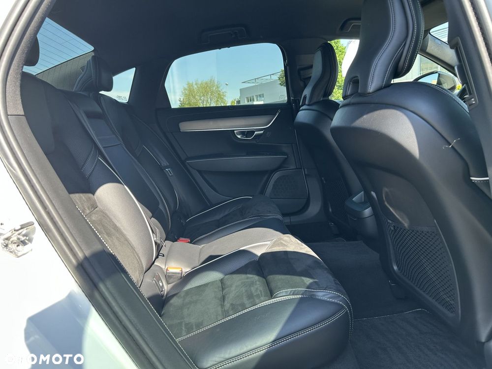 Volvo S90 - 23