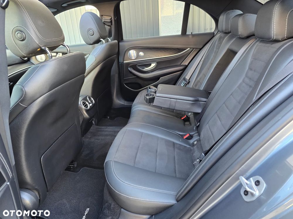 Mercedes-Benz Klasa E 220 d 4-Matic AMG - 17