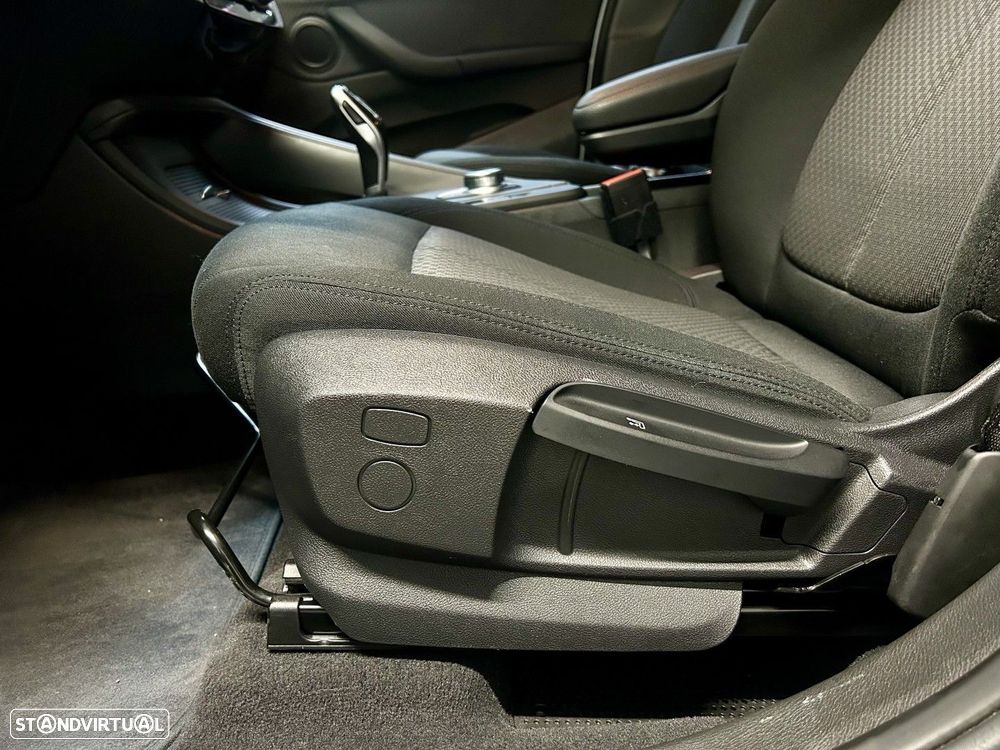 BMW X1 18 i sDrive xLine Auto - 52