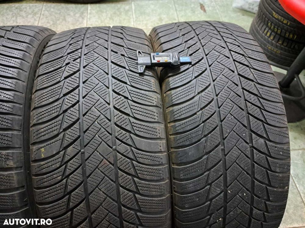 4 anvelope 235/50 R19 Bridgestone - 4