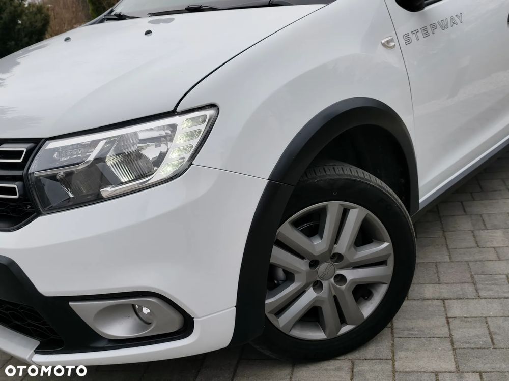 Dacia Sandero Stepway dCi 90 S&S Easy-R Celebration - 14