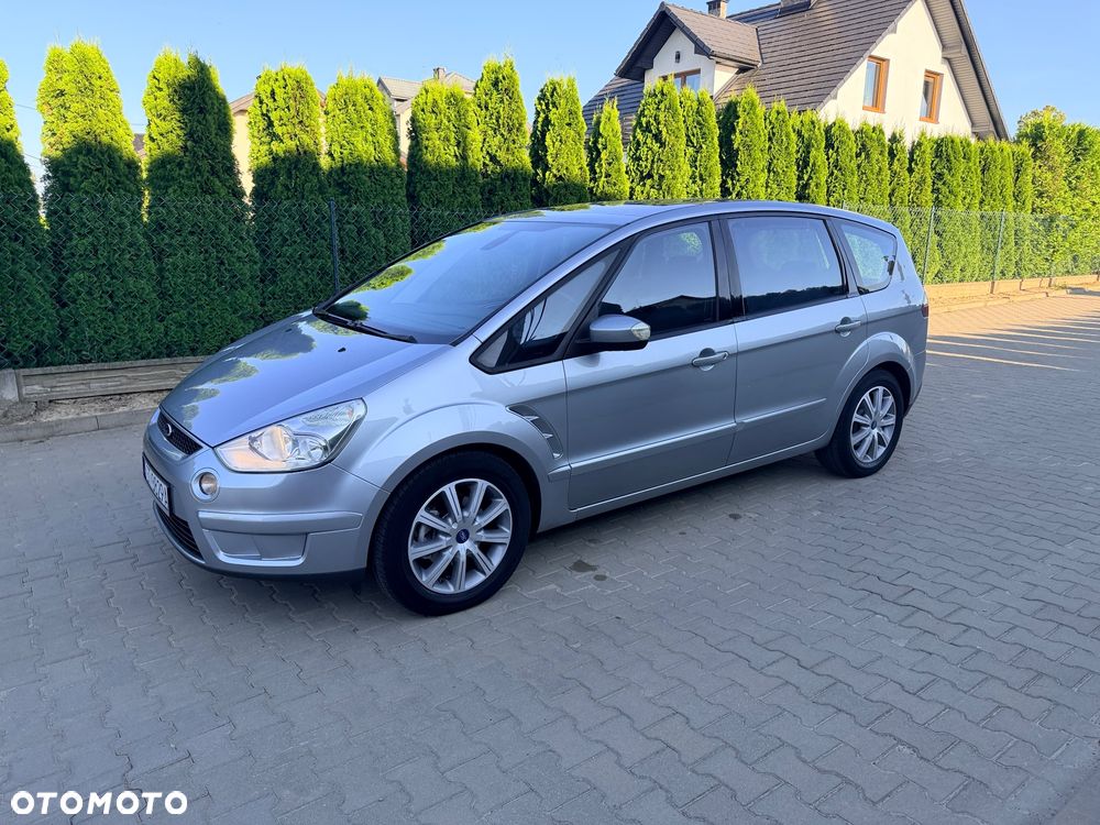 Ford S-Max 2.0 TDCi DPF Ambiente - 19