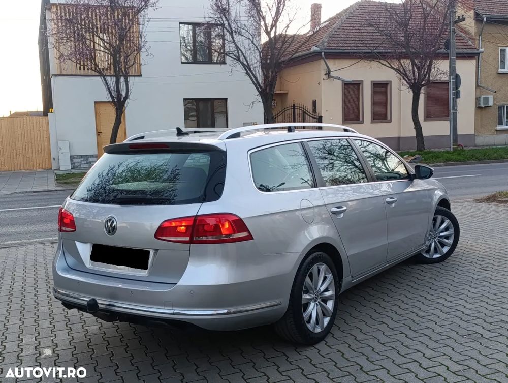 Volkswagen Passat - 4