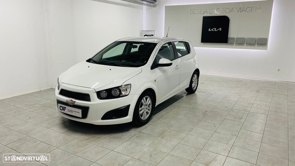 Chevrolet Aveo 2012 photo 3