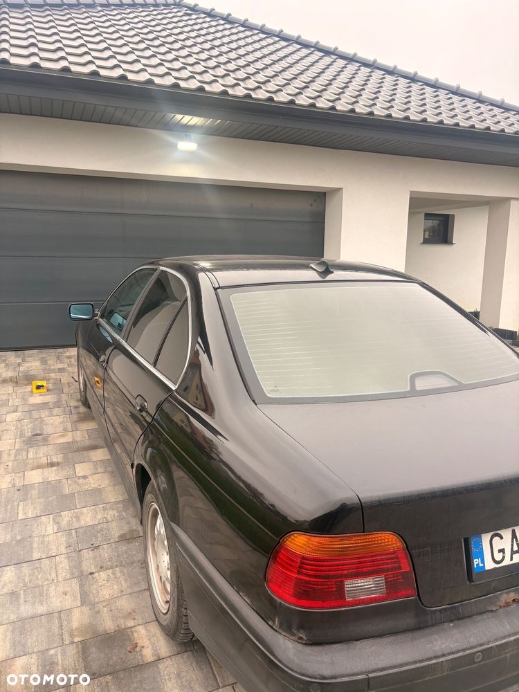 BMW E39 2001 photo 5