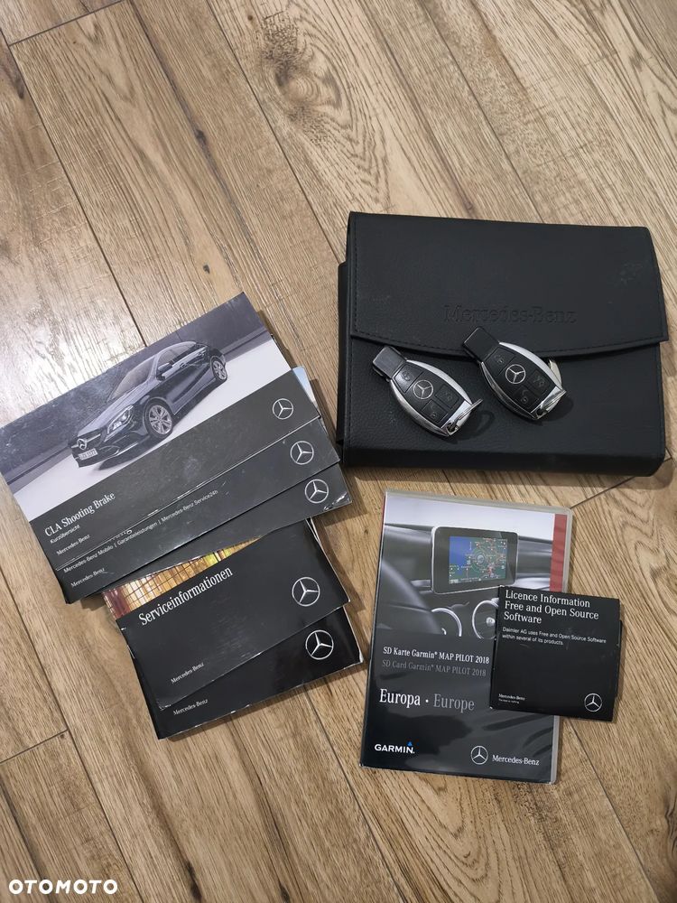 Mercedes-Benz CLA 180 AMG Line - 18