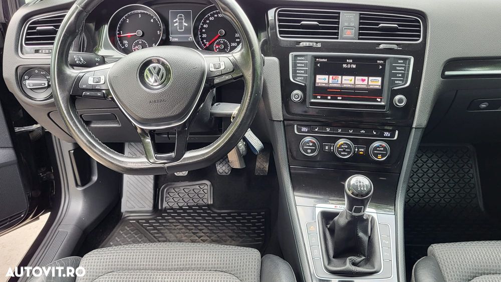 Volkswagen Golf - 7