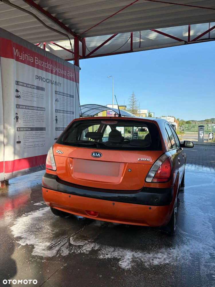 Kia Rio 1.5 CRDi City - 12