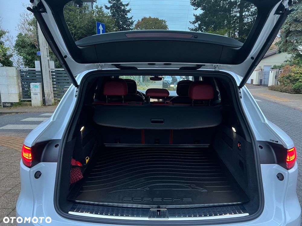 Porsche Cayenne Platinum Edition - 20